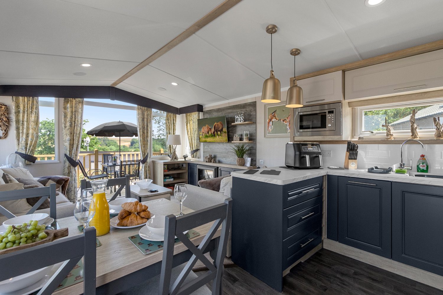 Open-plan kitchen and dining area
